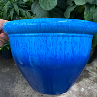 Listo Pizzazz Resin Pottery